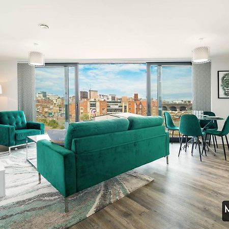 Maevela Apartments - Luxury Top Floor Penthouse - With Parking - 2 Bedroom New Build Apartment ✪ City Centre, Digbeth ✓ With Huge Patio Sliding Doors - City View - Rooftop Terrace - Ps4 & Smart Tv'S Birmingham Ngoại thất bức ảnh